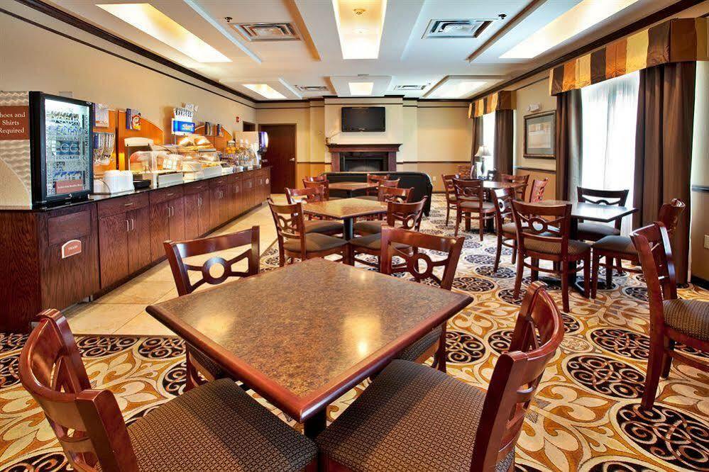 Holiday Inn Express Hotel & Suites Sedalia By Ihg Eksteriør bilde