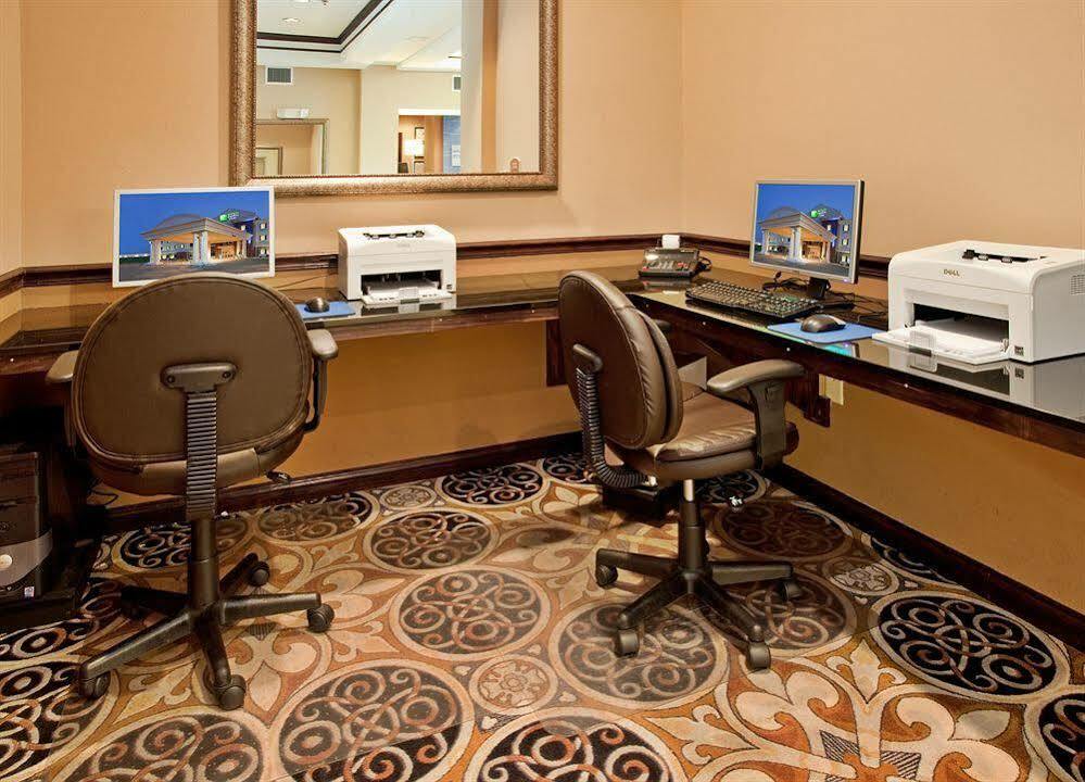 Holiday Inn Express Hotel & Suites Sedalia By Ihg Eksteriør bilde
