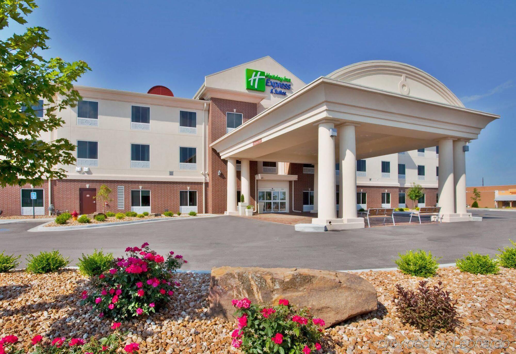 Holiday Inn Express Hotel & Suites Sedalia By Ihg Eksteriør bilde